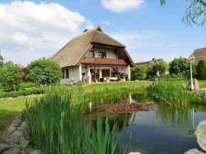 Land FeWo am Teich- Reet gedeckt - Ostseenah - bei Binz